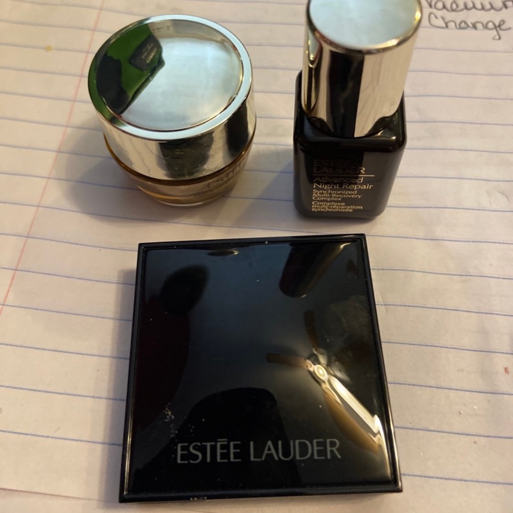 Estée Lauder bundle brand new